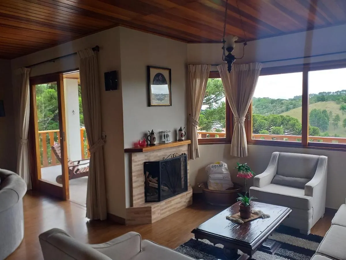Casa de Férias Zanzarini House Vila Campos do Jordão Brasil